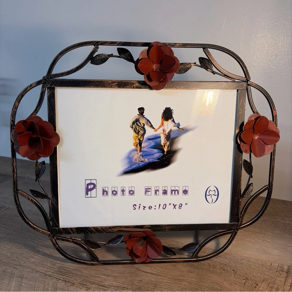 Elegant Metal Floral Picture Frame 10x8